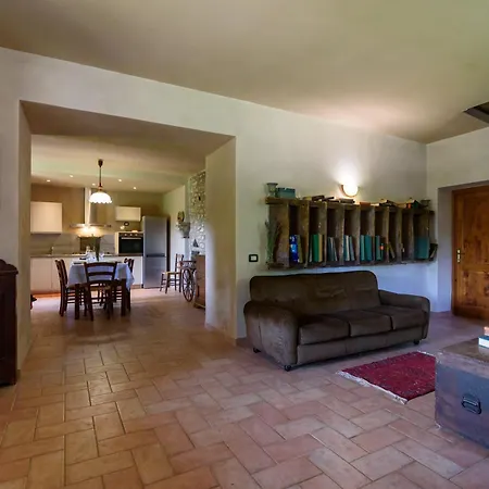 Borgo Di Sotto, Il Mulino 게스트하우스 *